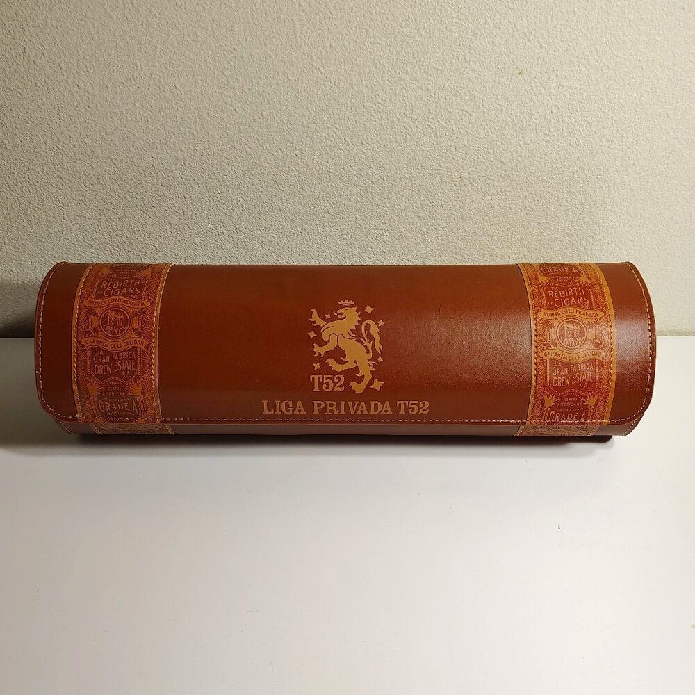 Liga Privada T52 Weekender Cigar and Watch Case Barrel Shaped